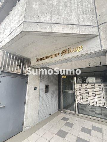 ロマネスク御影のエントランス