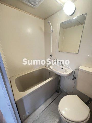 ロマネスク御影の浴室