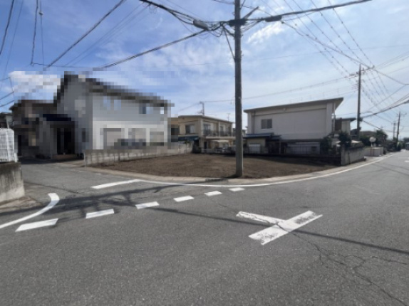 売土地　高崎市金古町の前面道路含む現地写真|前面道路含む現地写真です