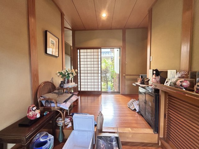 【玄関】 | 今山売家 | 玄関写真です。家具等必要な方はご相談下さい！！