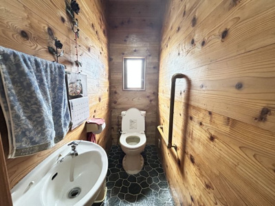 【トイレ】 | 今山売家 | トイレは２か所設置されています！！

