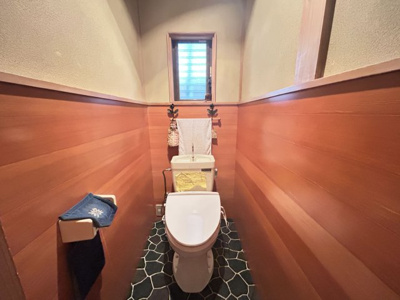 【トイレ】 | 今山売家 | トイレは２か所設置されています！！
