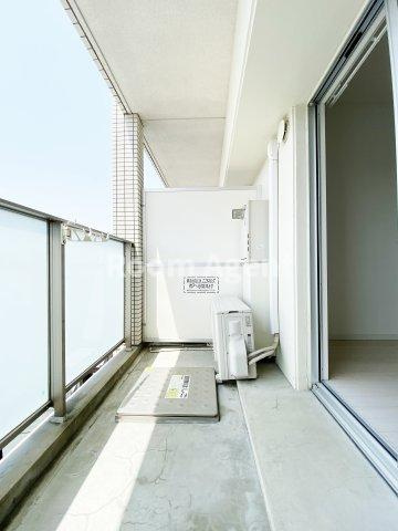 ブランブリエ東山ドゥーエのバルコニー