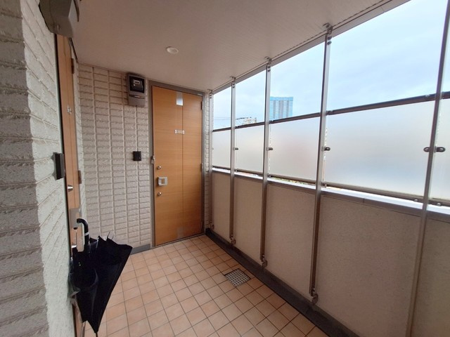 クレスト峯のロビー