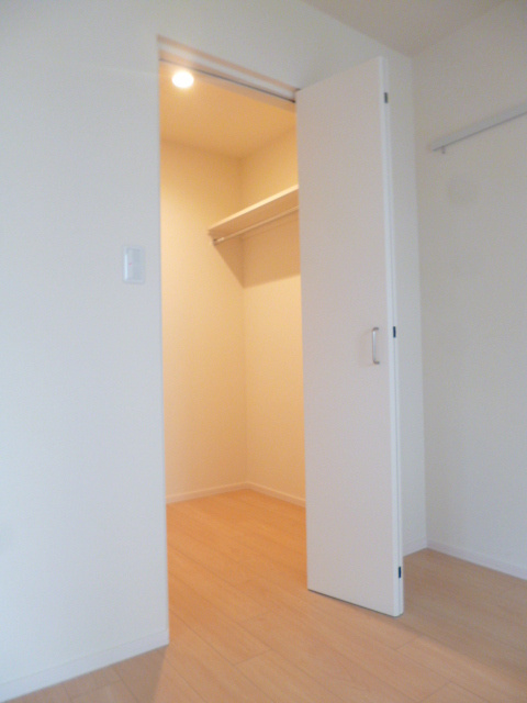 クレスト峯の収納|※同施工会社イメージ写真 ウォークインクローゼット