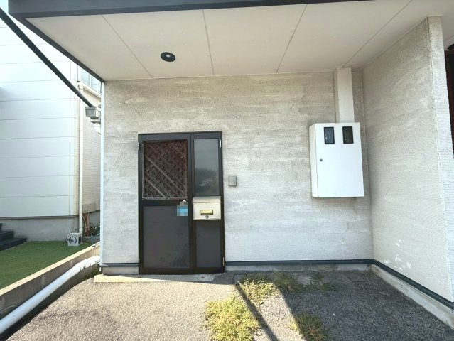 花園町６丁目貸店舗のエントランス