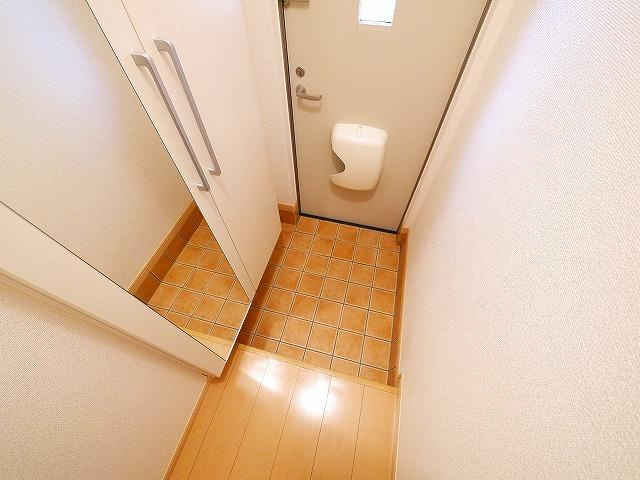 カルムメゾン（大和郡山市）の玄関|ゆったりとした玄関です