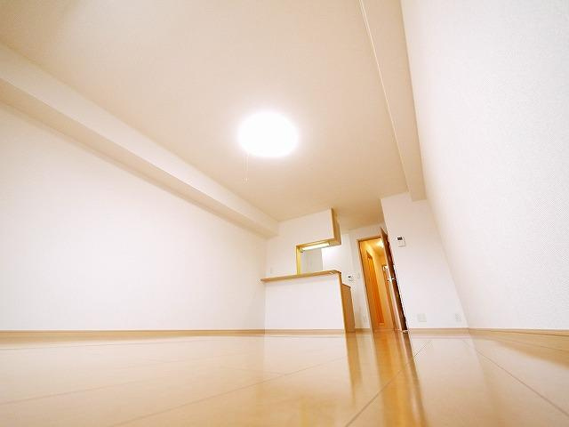 カルムメゾン（大和郡山市）の居間・リビング|リビングです