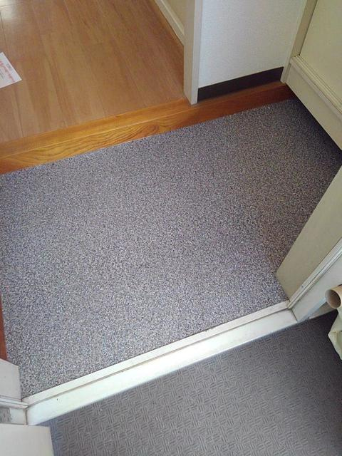 エステート大高の玄関