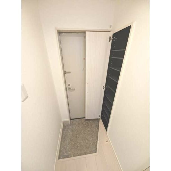 ハーモニーテラス六番　名古屋市賃貸　仲介手数料無料の玄関