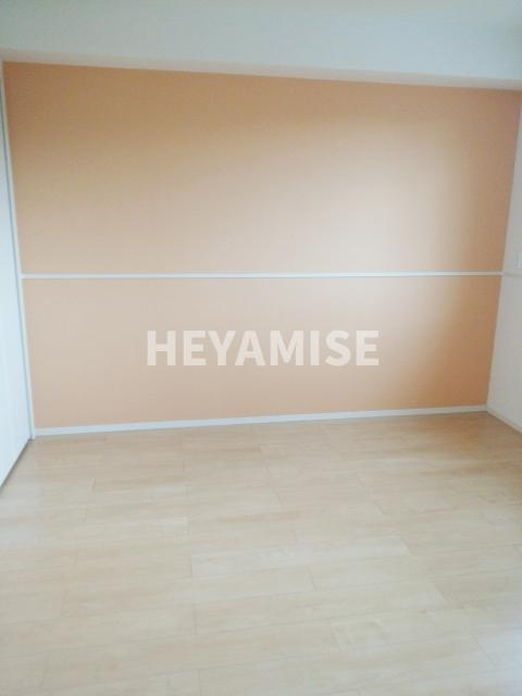 エミネント松山Aの居間・リビング