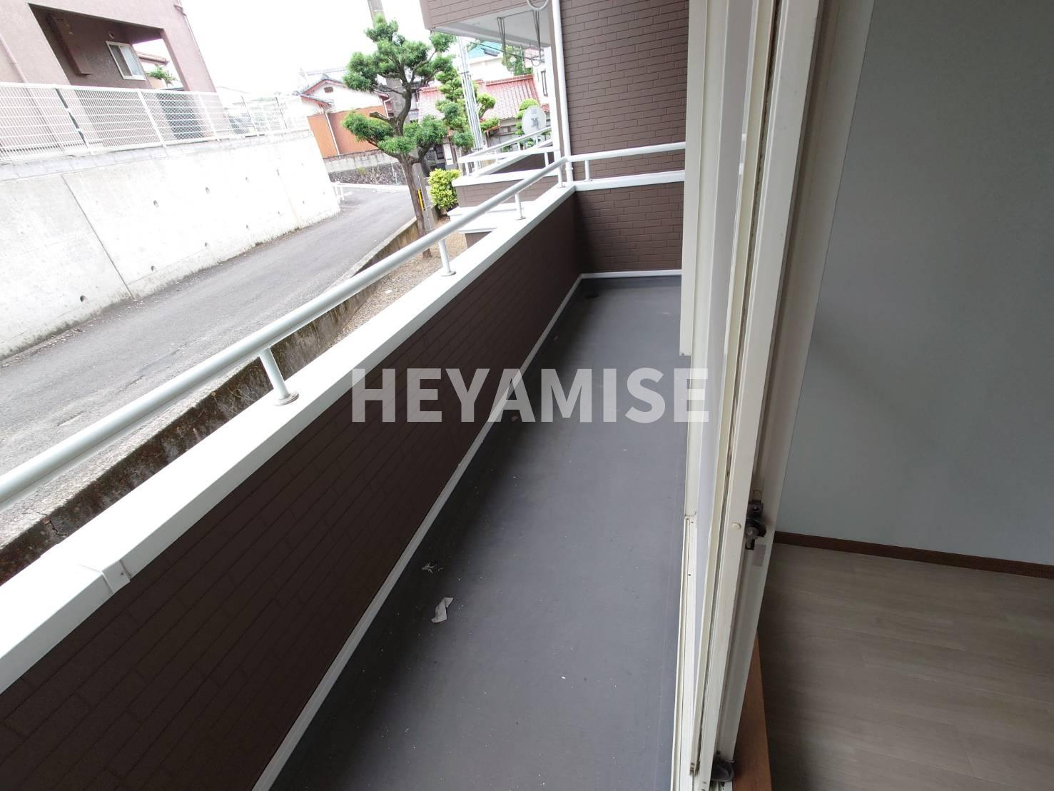 エステートサトウ11のバルコニー|※室内写真は類似物件のもの