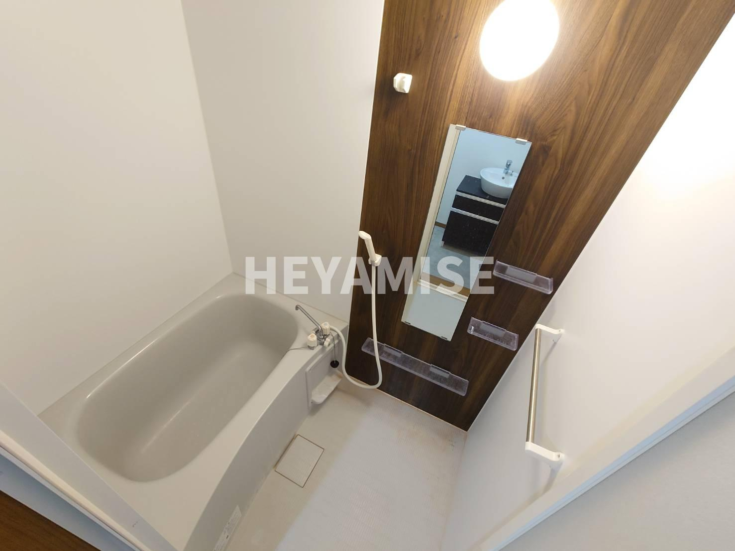 エステートサトウ11の浴室|※室内写真は類似物件のもの