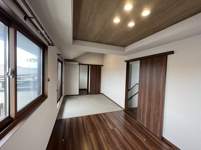 富士宮市宮原の中古一戸建|２階１０．５帖　洋室