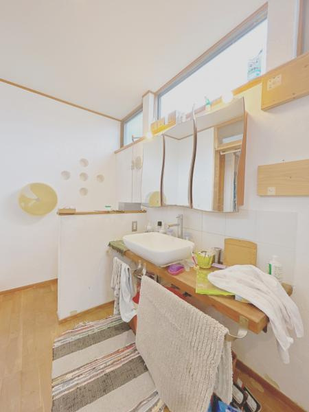 富士市松岡の中古一戸建|洗面所