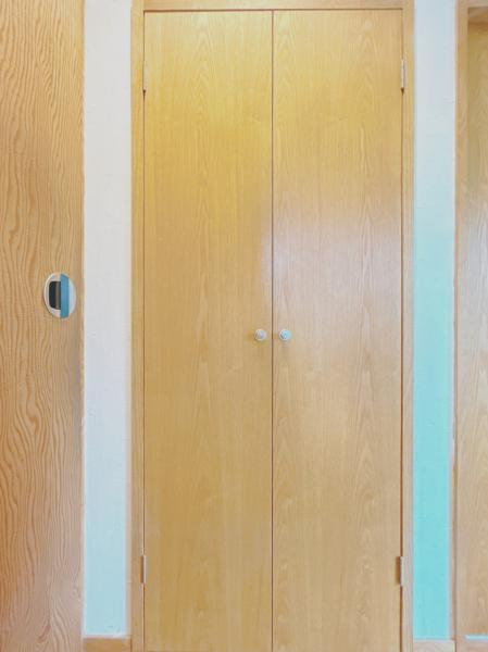 富士市松岡の中古一戸建|玄関横収納