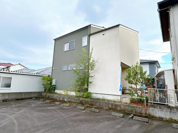 富士市松岡の中古一戸建|外観別角度