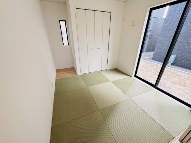 クレイドルガーデン／南区八分寺町第14／１号棟の和室