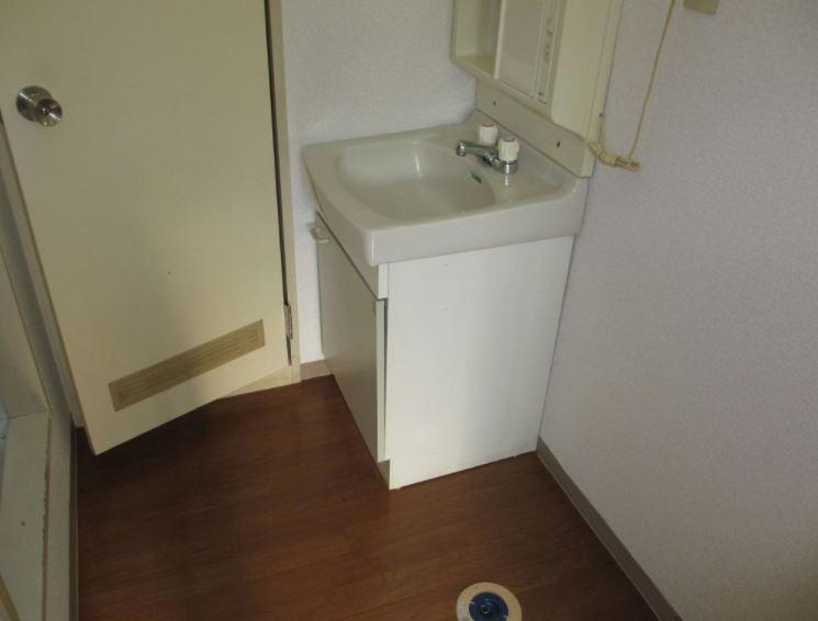 ひまわりハイツの独立洗面台