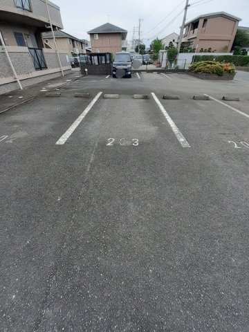 ペルレパークＢの駐車場