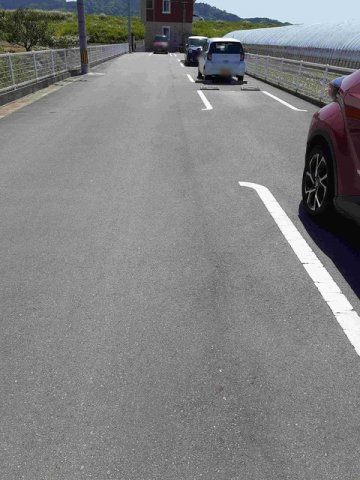 アルタイルの駐車場