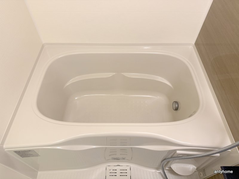 コンフォリア・リヴ北浜淡路町　仲介手数料無料の浴室