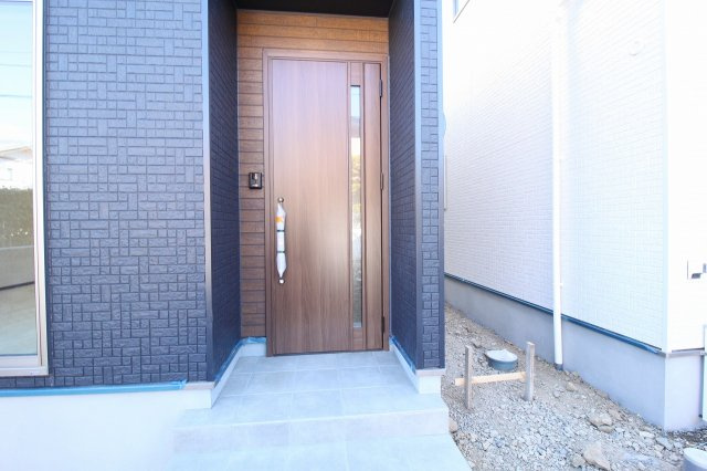 一宮中町　新築戸建⑦　（全2区画）の玄関|3ＬＤＫ+ＷＩＣＬ