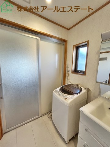加古郡播磨町古宮1丁目　　山陽電鉄「播磨町駅」徒歩6分の独立洗面台