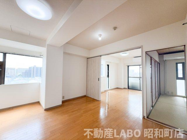 メロディハイム東帝塚山の内装