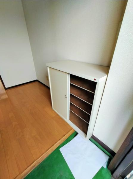 吉岡マンションの玄関