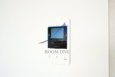 P&A日暮里のセキュリティ|モニター付きインターホンです。