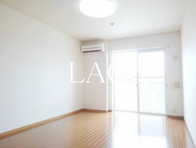 【居間・リビング】 | カーサ・アニメート | 洋室のお部屋です。