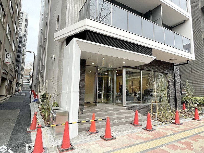 パークアクシス神保町のエントランス