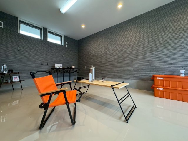 ラ・カシェット新宿のロビー|ガレージ付き物件です