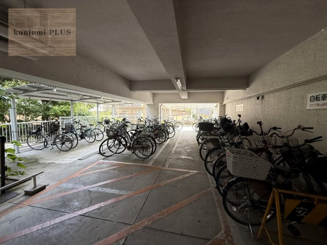 シャンボール天満の駐輪場