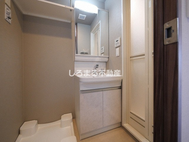 ファーストフィオーレ難波クレシアの洗面所