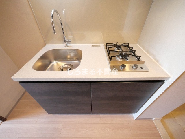 ファーストフィオーレ難波クレシアのキッチン