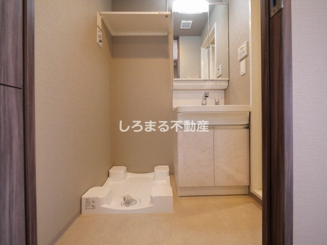 ファーストフィオーレ難波クレシアの洗面所