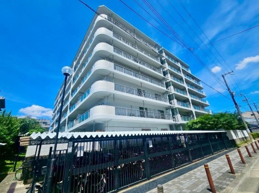 高殿スカイハイツ　1階の外観