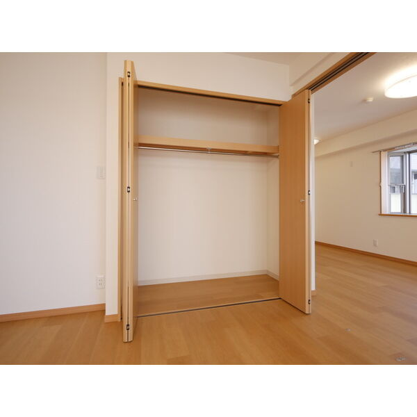 アルシェ江坂の収納