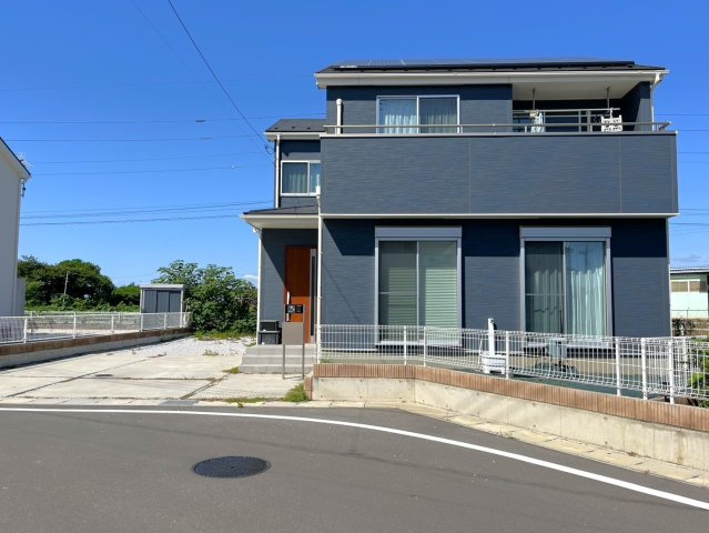 【中古戸建】太田市大島町の外観|■現地写真
現地を見学する際はご気軽にお問い合わせください♪
「027-386-8693」