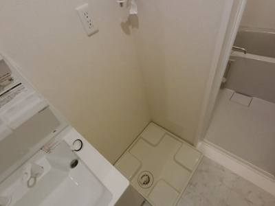 【設備】 | アンソレイエ・オリオン | 洗濯機置き場