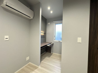 【内装】 | D-GLANZ EAST | ワークデスク