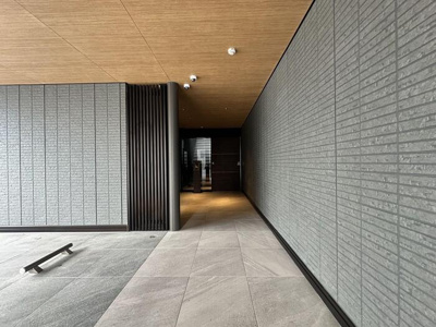 【エントランス】 | D-GLANZ EAST | エントランス