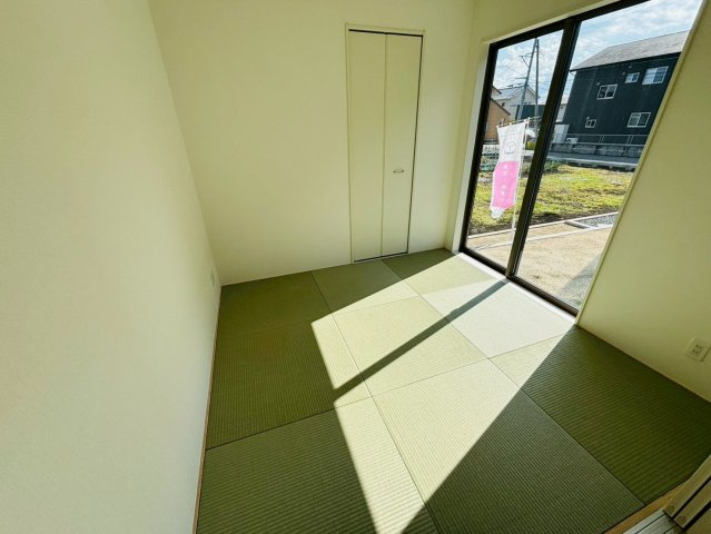 クレイドルガーデン／南区八分寺町第14／２号棟の和室