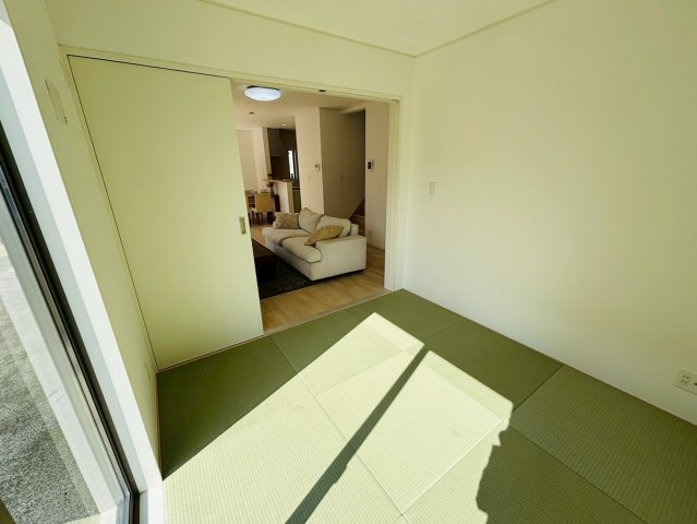 クレイドルガーデン／南区八分寺町第14／２号棟の和室