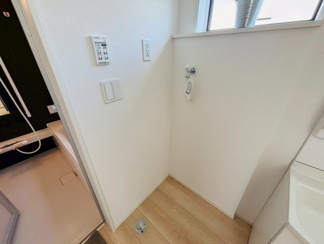 クレイドルガーデン／南区八分寺町第14／２号棟のランドリースペース