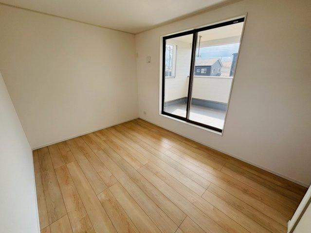 クレイドルガーデン／南区八分寺町第14／２号棟の洋室