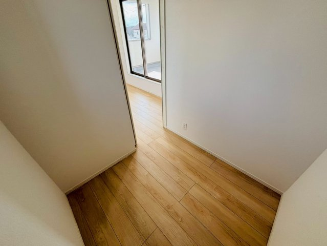 クレイドルガーデン／南区八分寺町第14／２号棟の洋室