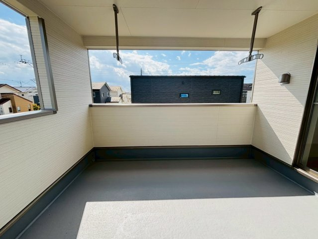 クレイドルガーデン／南区八分寺町第14／２号棟のバルコニー